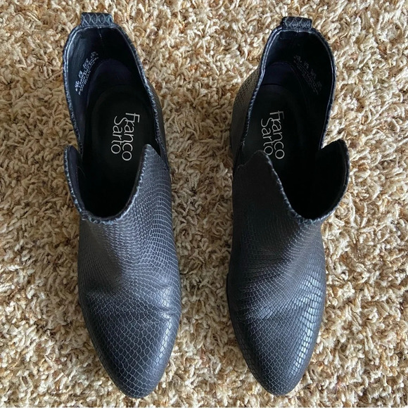 Franco Sarto croc embossed heeled booties - Picture 3 of 9